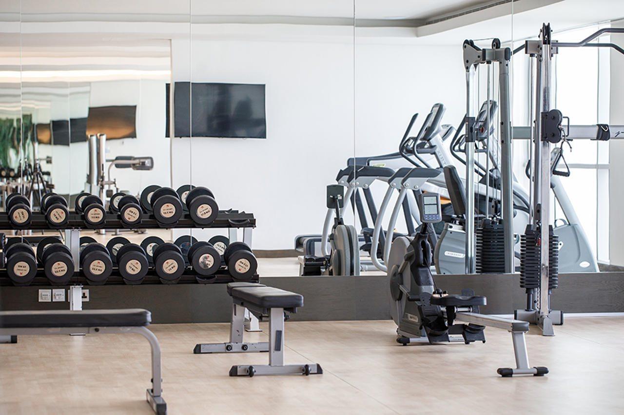 Royal M Al Aqah Beach Resort By Gewan Exterior foto A gym